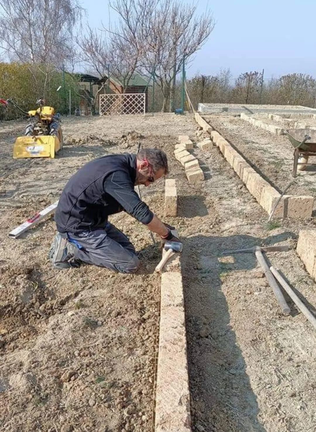 Andrea Giordano, fondatore di Visione Sostenibile, giardiniere biodinamico a Torino